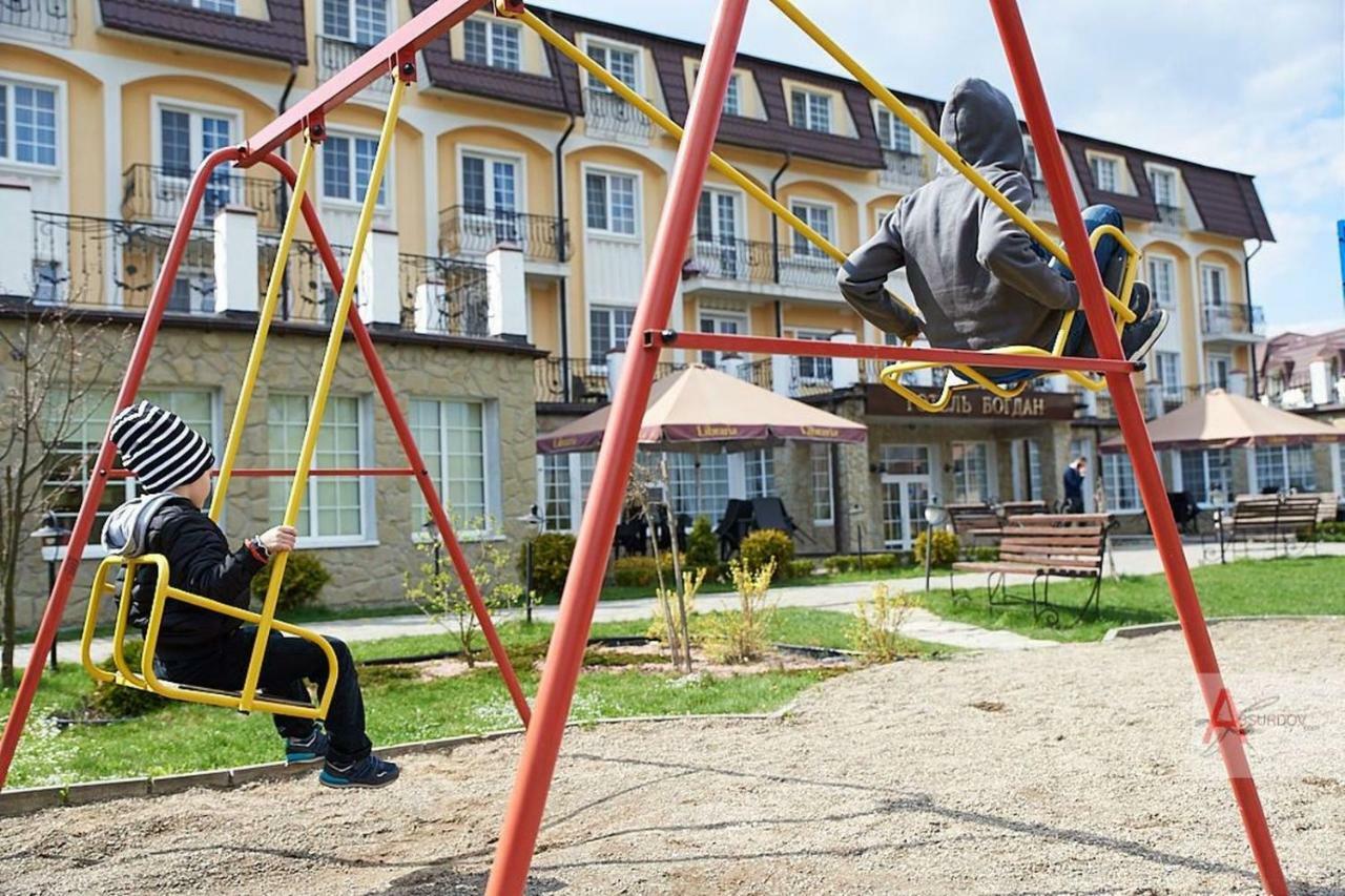 Hotel Bogdan Morshyn Exterior photo